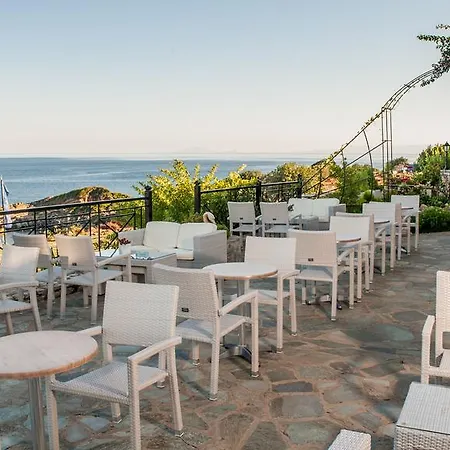 Porto Skala Village فندق