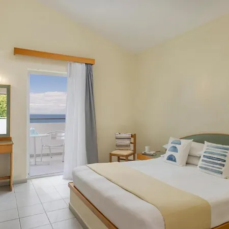 Porto Skala Village 酒店 4*