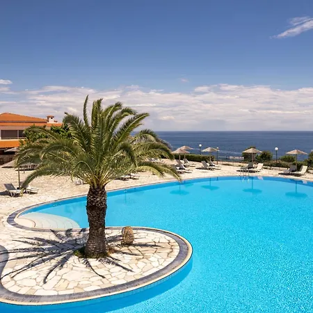 ホテル Porto Skala Village