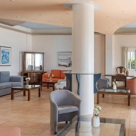 Porto Skala Village ホテル 4*