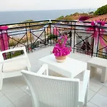 Porto Skala Village 酒店