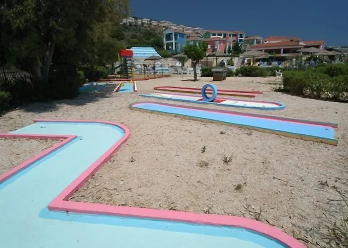 Porto Skala Village 호텔